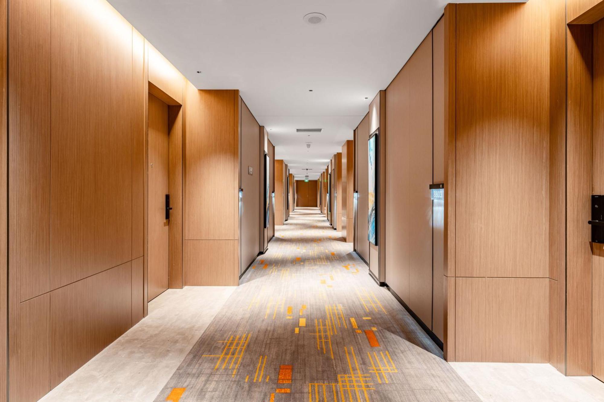 Liang Fan Holiday Inn Гуанчжоу Екстер'єр фото