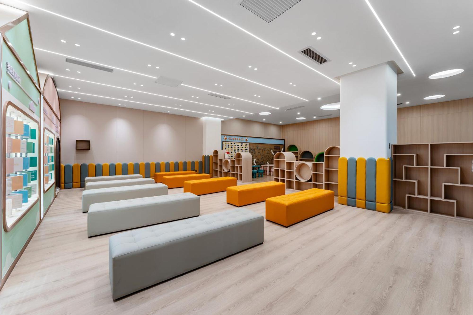 Liang Fan Holiday Inn Гуанчжоу Екстер'єр фото