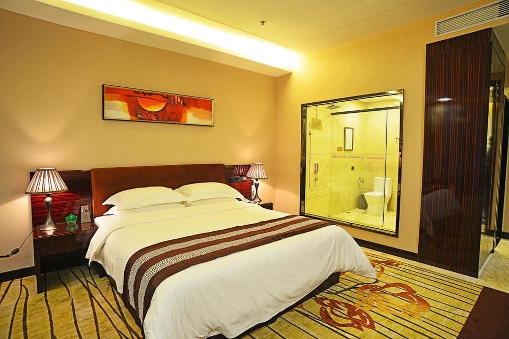 Liang Fan Holiday Inn Гуанчжоу Екстер'єр фото